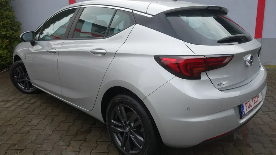 OPEL Astra -
