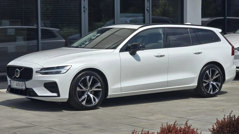 VOLVO V60 -