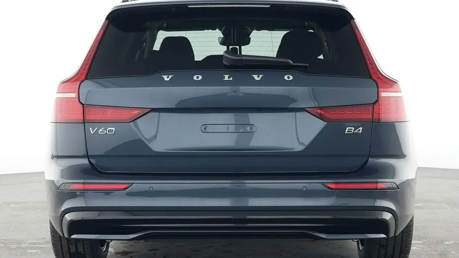 VOLVO V60 -
