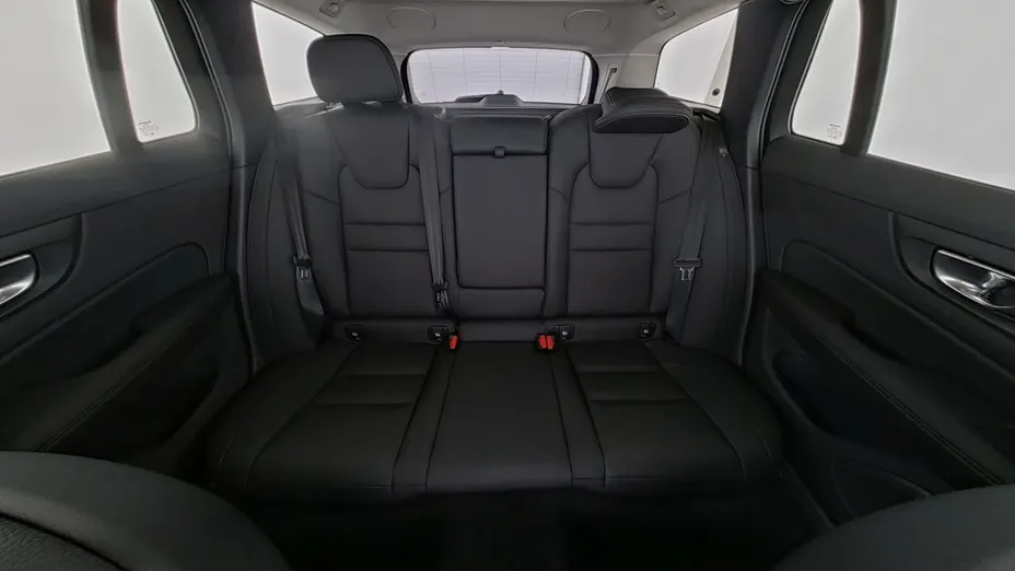 VOLVO V60 -