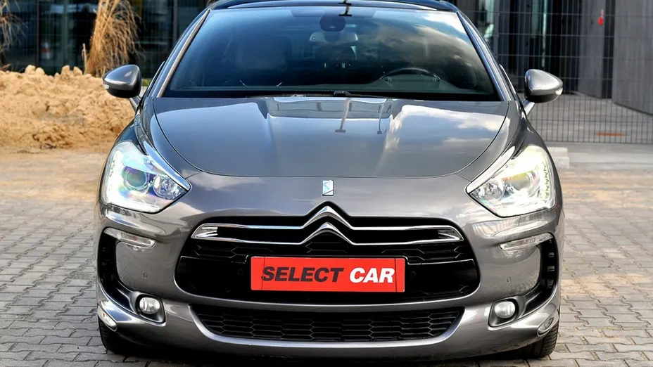 CITROEN DS5 -