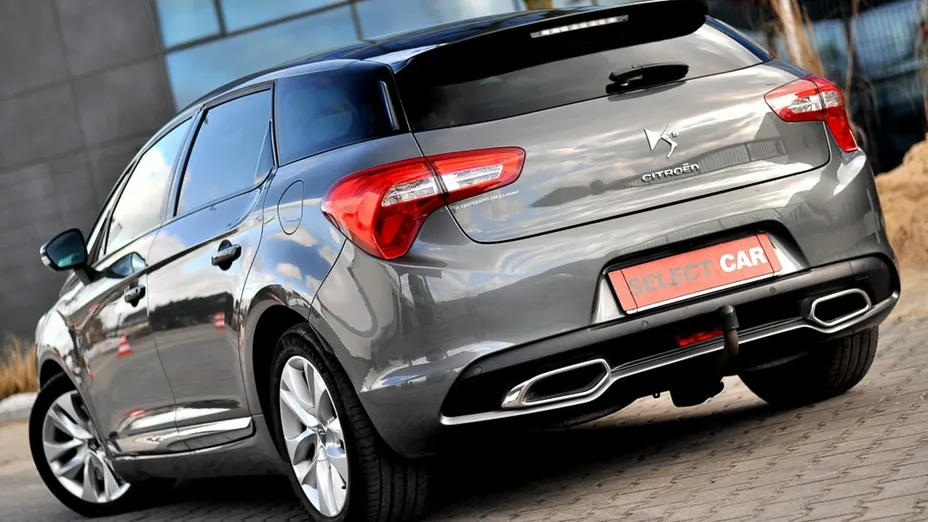 CITROEN DS5 -