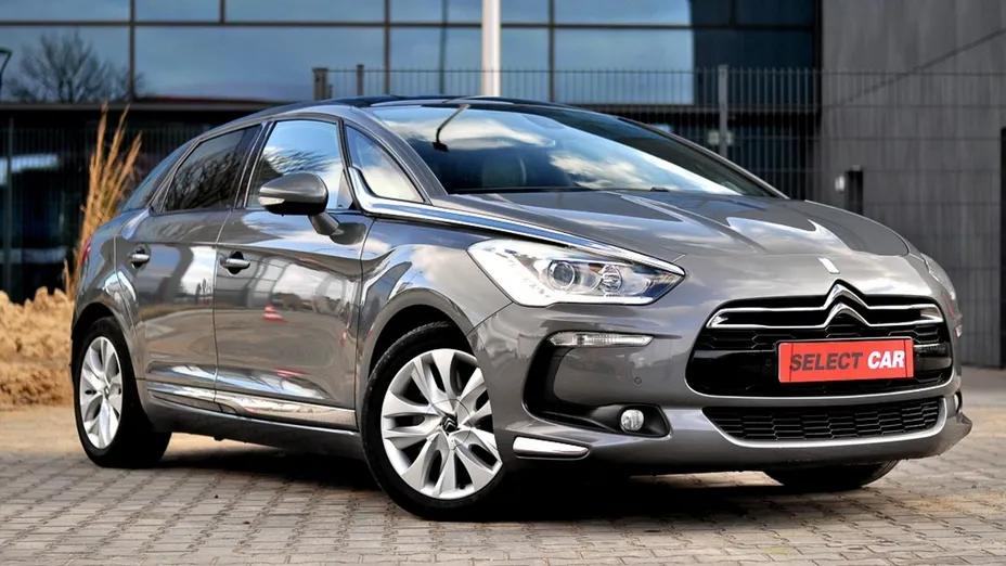 CITROEN DS5 -
