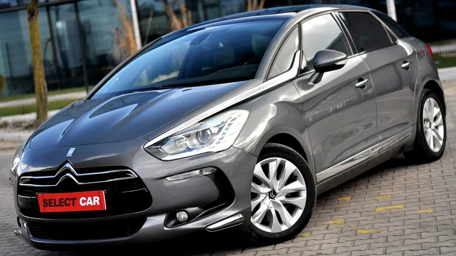 CITROEN DS5 -
