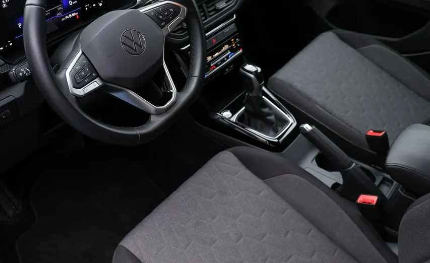 VOLKSWAGEN T-Cross -