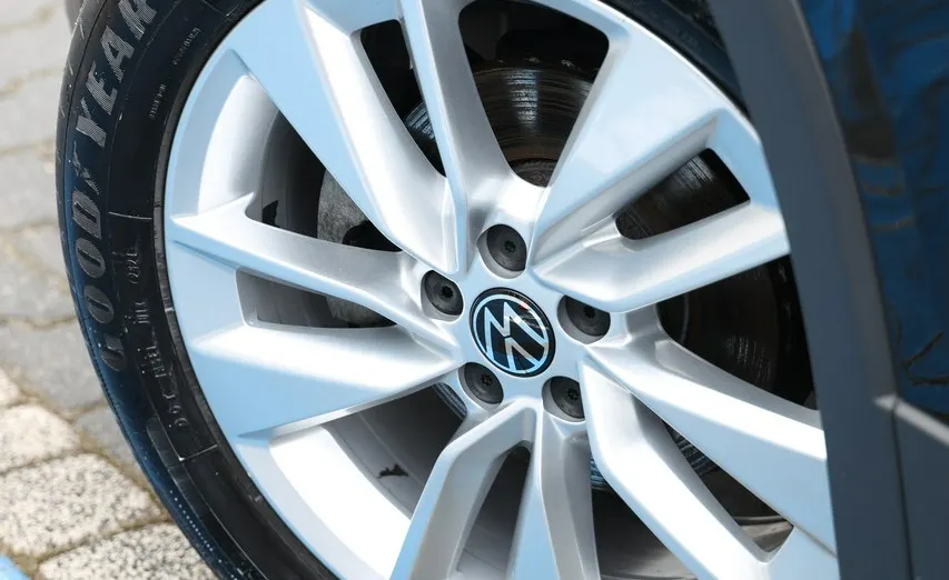 VOLKSWAGEN T-Cross -