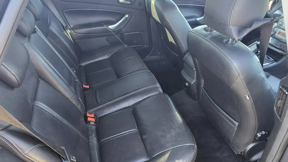 FORD Mondeo -