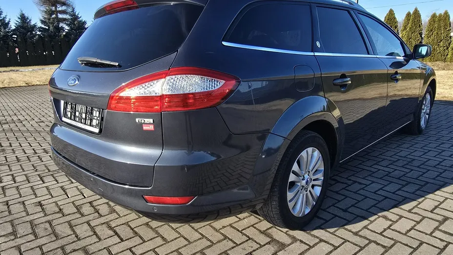 FORD Mondeo -
