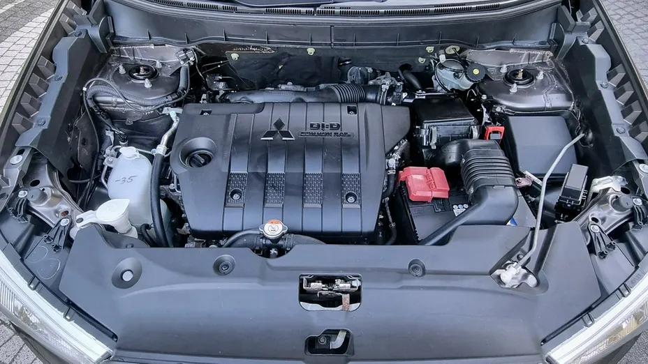 MITSUBISHI ASX -