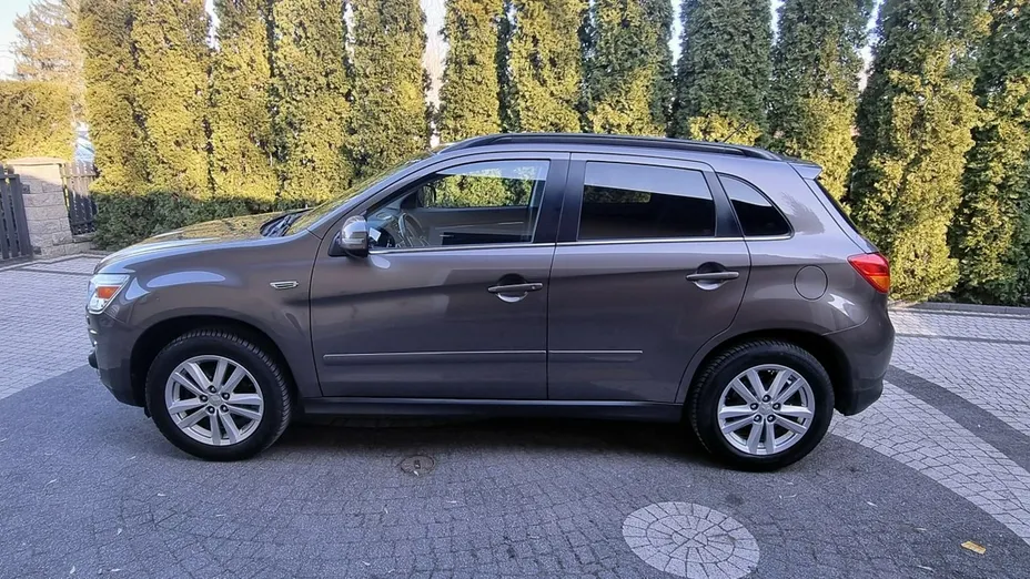 MITSUBISHI ASX -