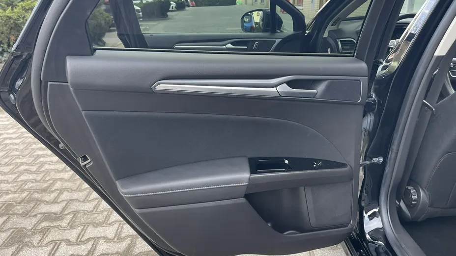 FORD Mondeo -