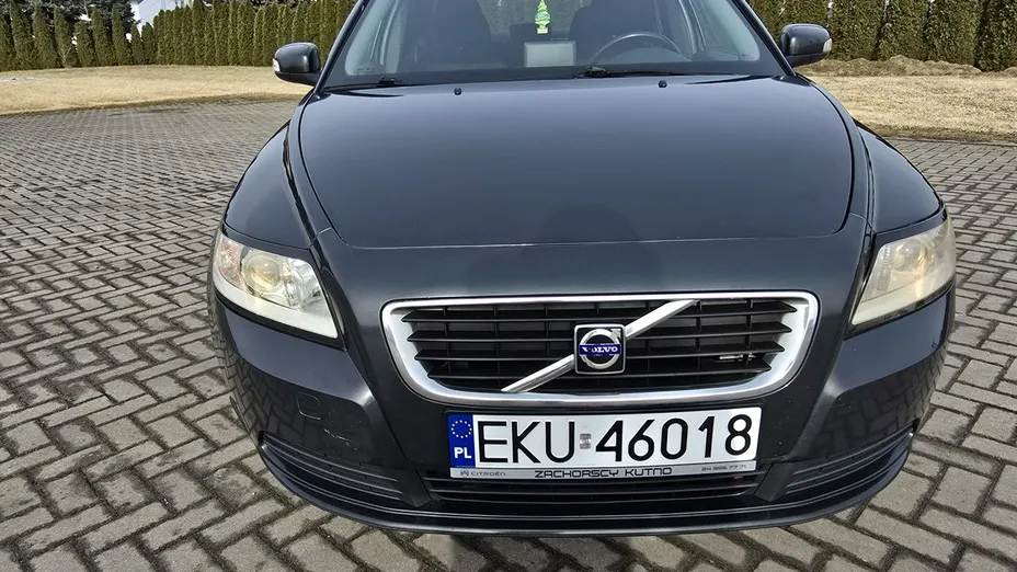 VOLVO S40 -