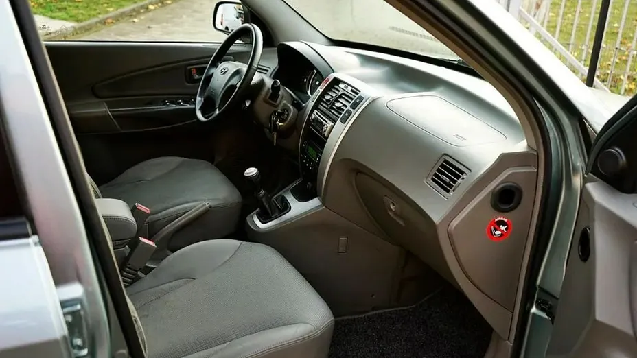 HYUNDAI Tucson -