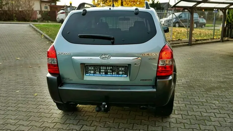 HYUNDAI Tucson -