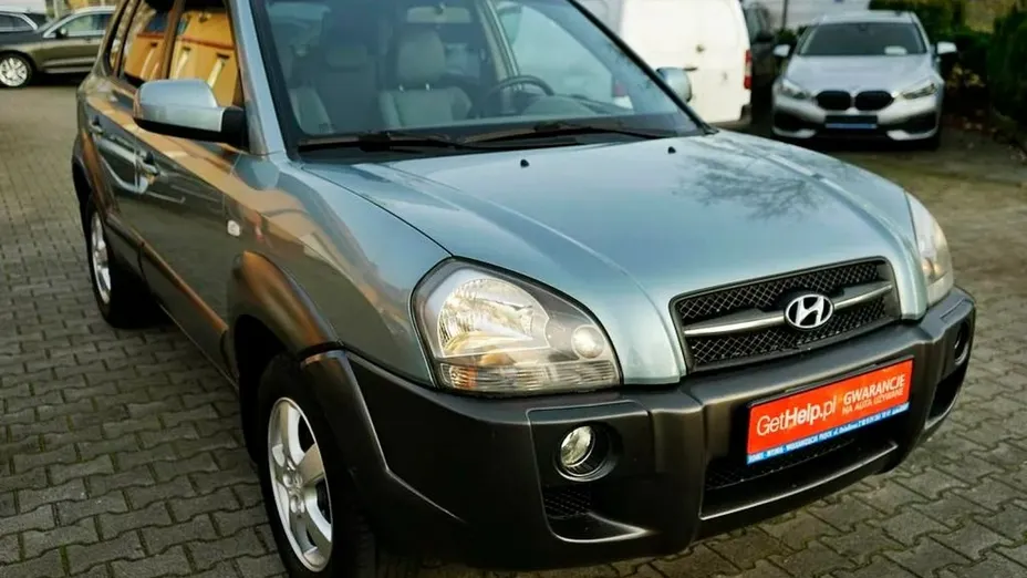 HYUNDAI Tucson -