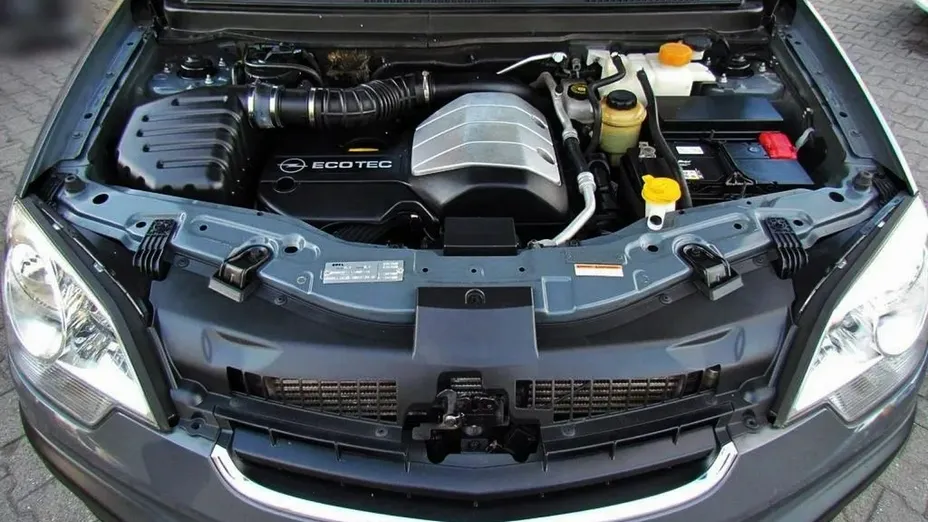 OPEL Antara -