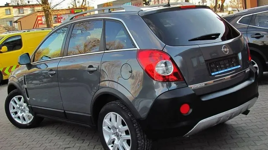 OPEL Antara -