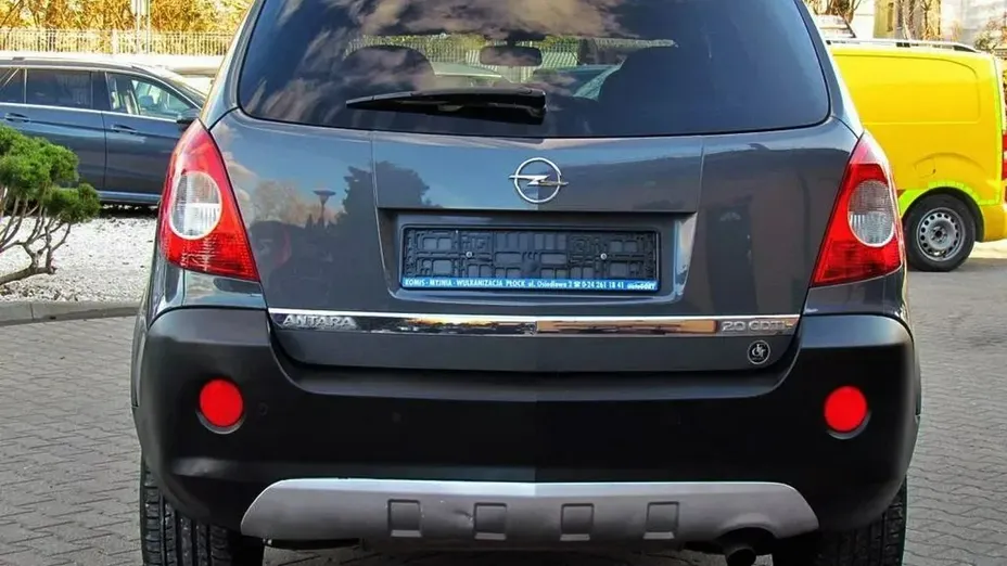 OPEL Antara -