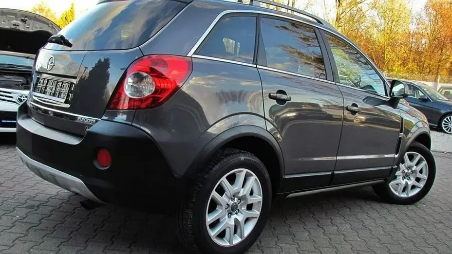 OPEL Antara -