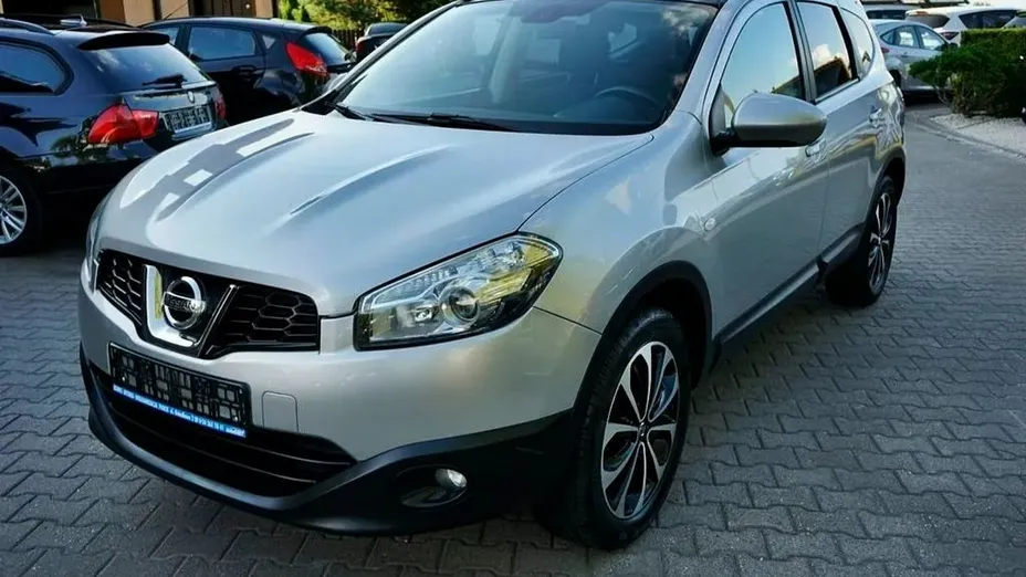 NISSAN Qashqai+2 -