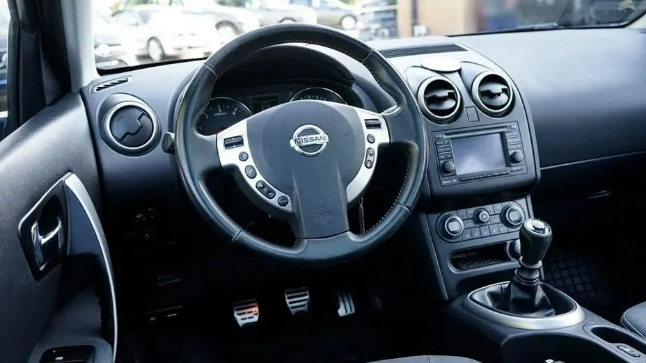 NISSAN Qashqai+2 -