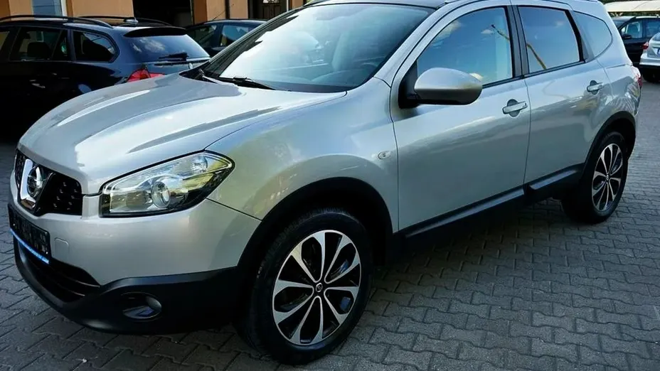 NISSAN Qashqai+2 -