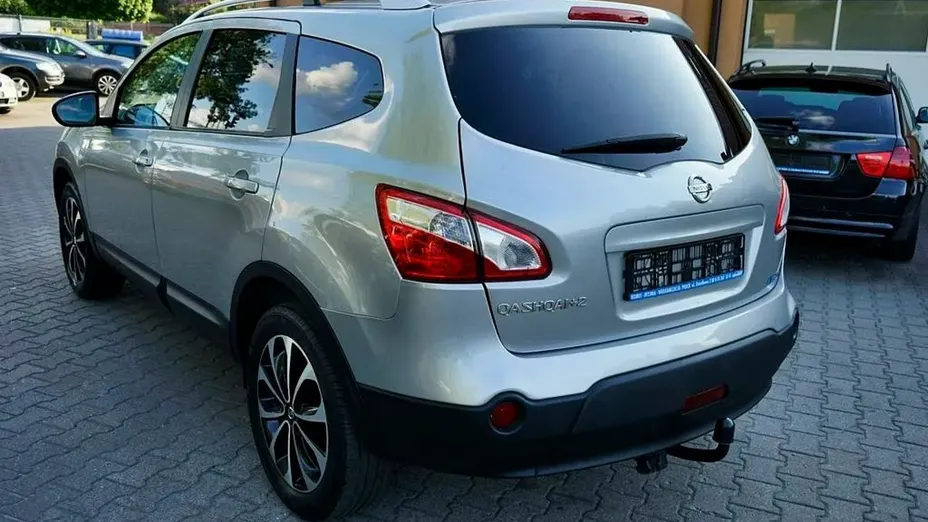 NISSAN Qashqai+2 -