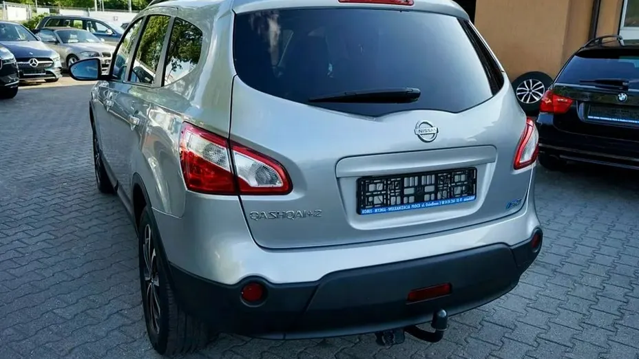 NISSAN Qashqai+2 -