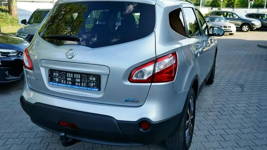 NISSAN Qashqai+2 -
