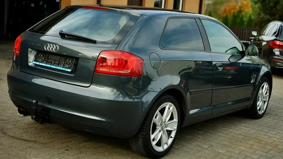 AUDI A3 -