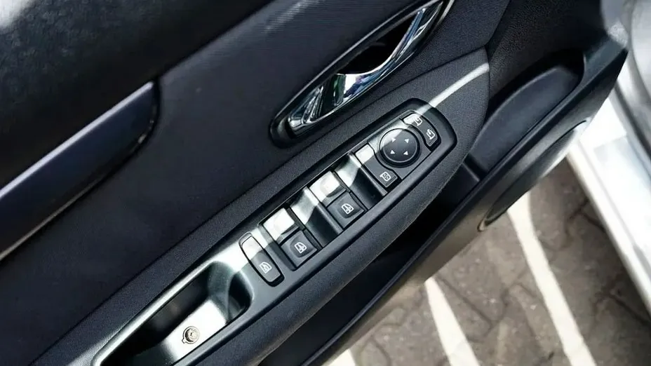 RENAULT Scenic -