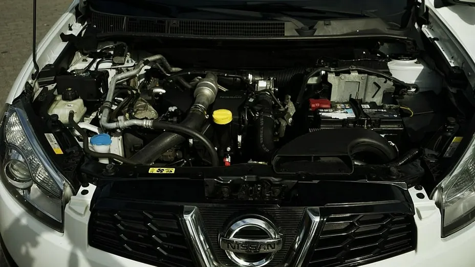 NISSAN Qashqai -