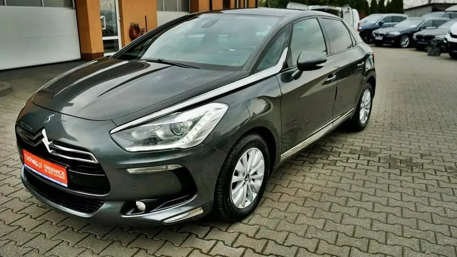 CITROEN DS5 -