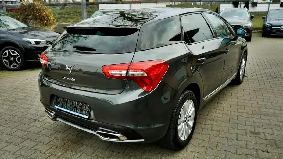 CITROEN DS5 -