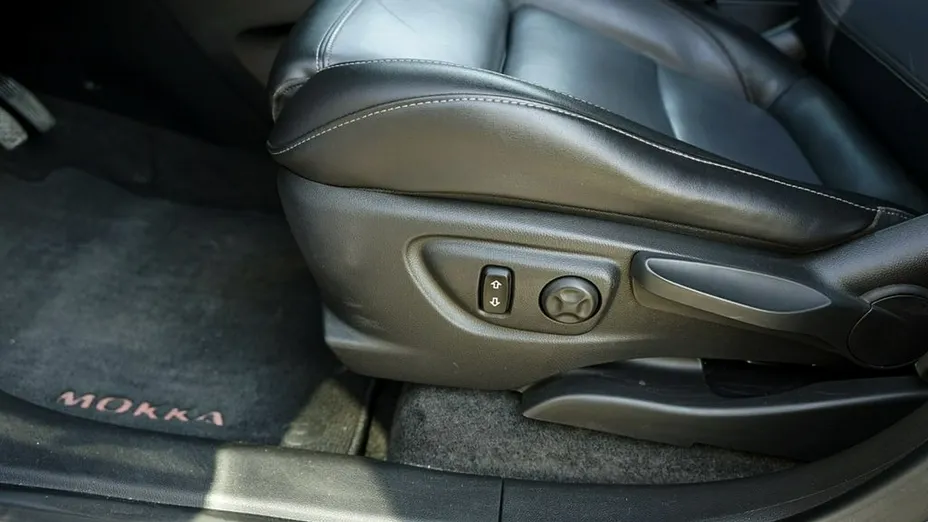 OPEL Mokka -