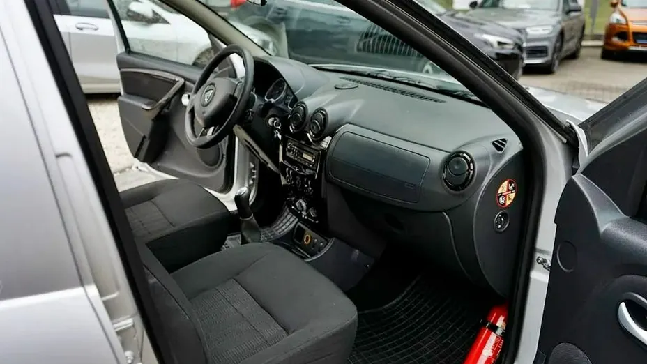 DACIA Duster -