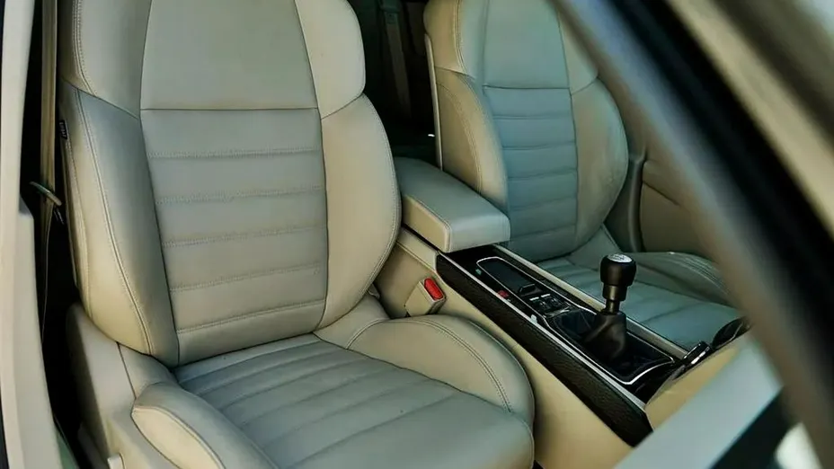 PEUGEOT 508 -