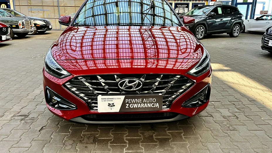 HYUNDAI i30 -