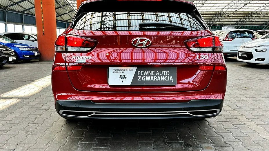 HYUNDAI i30 -
