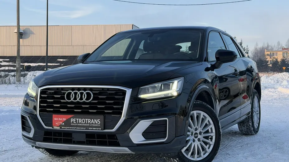 AUDI Q2 -
