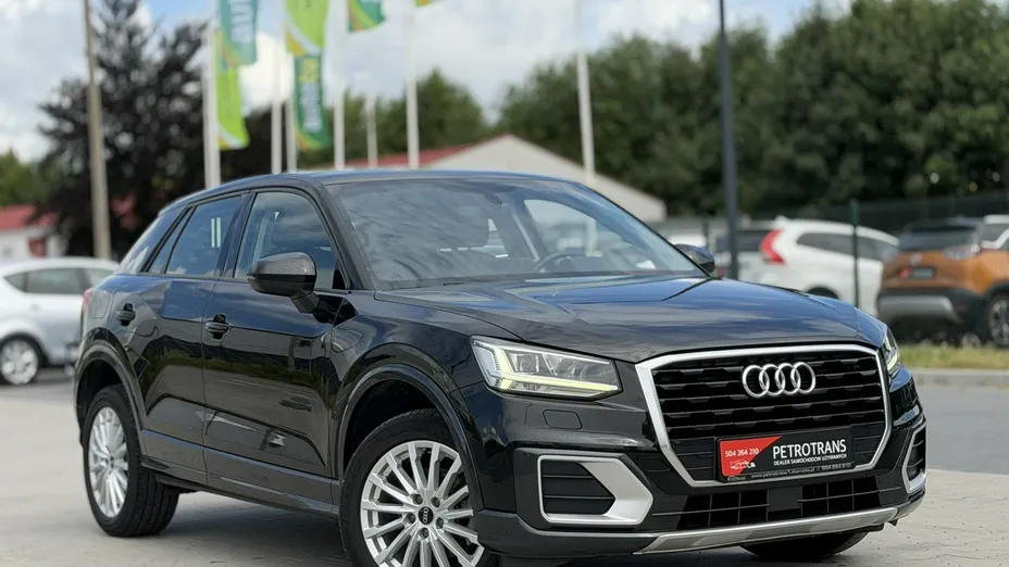 AUDI Q2 -