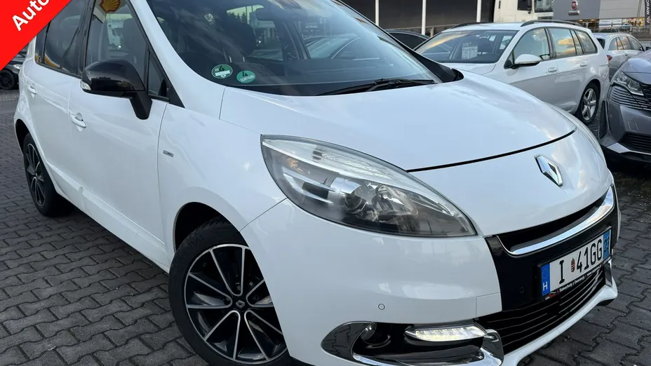 RENAULT Scenic -