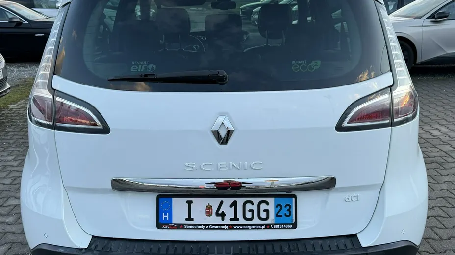 RENAULT Scenic -
