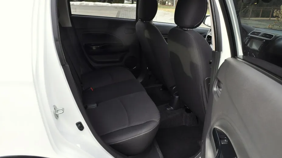 MITSUBISHI Space Star -