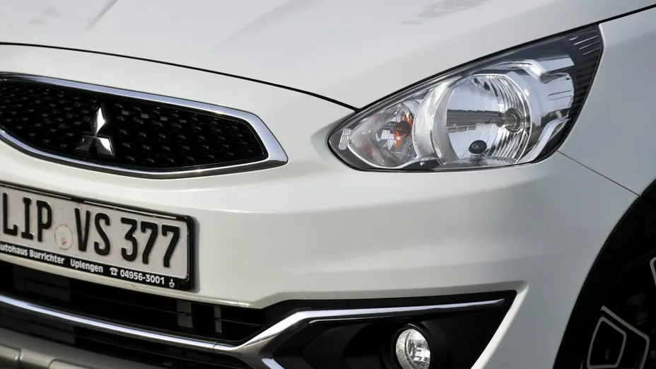 MITSUBISHI Space Star -