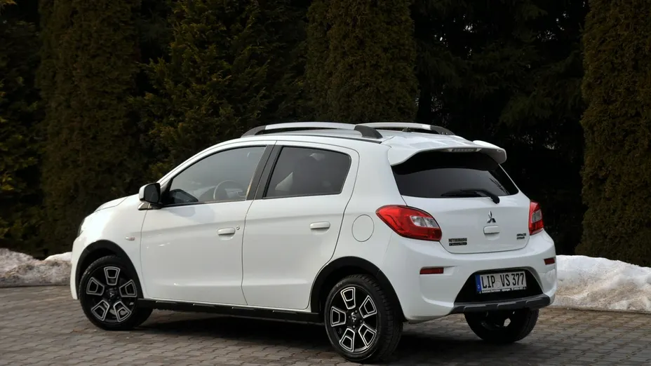 MITSUBISHI Space Star -