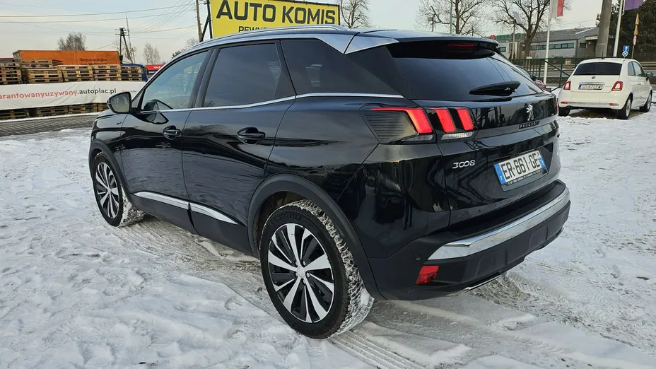 PEUGEOT 3008 -