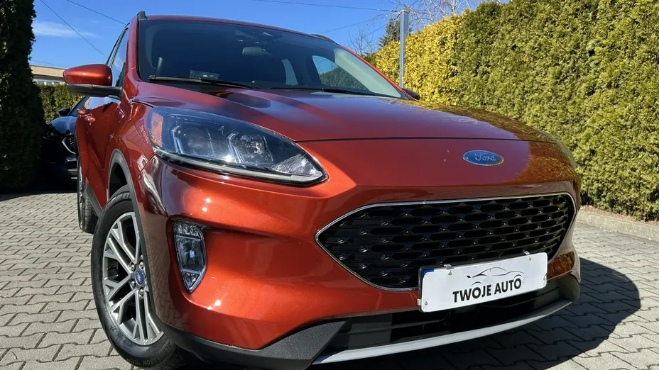 FORD Escape -