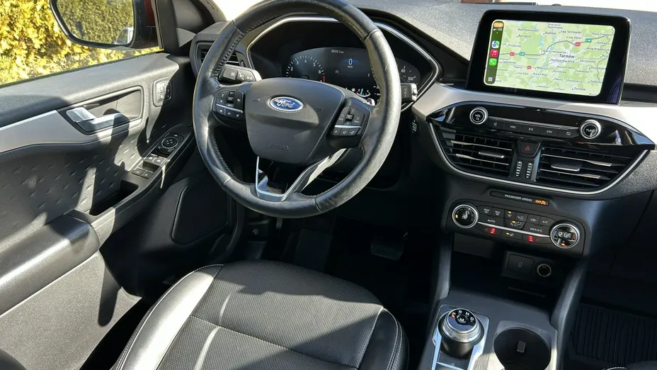 FORD Escape -