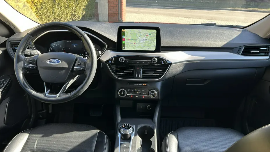 FORD Escape -